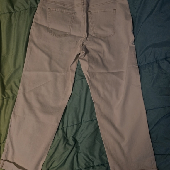 LOGO by Lori Goldstein Regular Boyfriend Jean size 12 new with tags - Picture 3 of 7